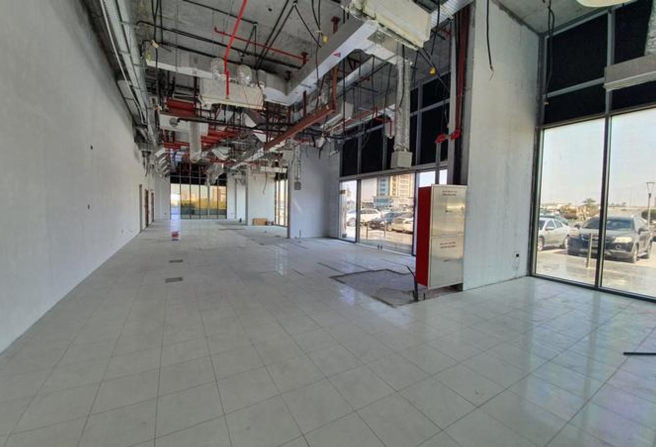 Show Room For Rent  Near Manar Mall